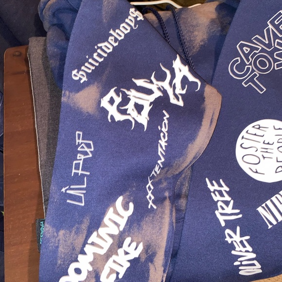 Band hoodies - Picture 3 of 5